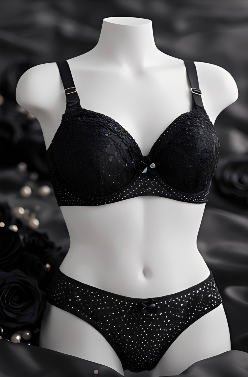 DMORA Elegant Lace Lingerie Set