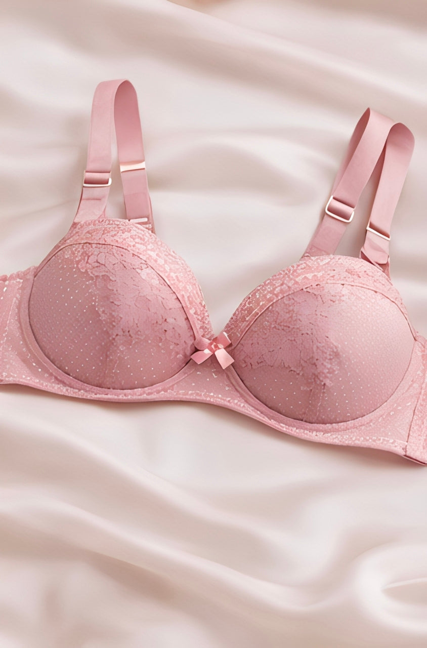 DMORA Elegant Lace Lingerie Set