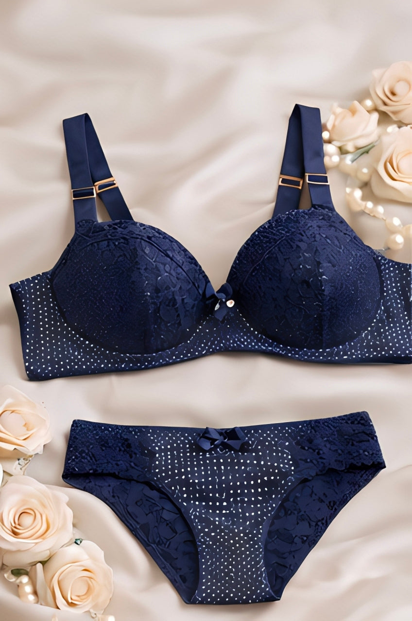 DMORA Elegant Lace Lingerie Set